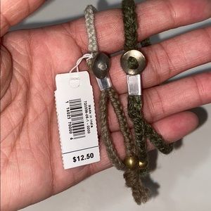 NWT [Gap] Women’s Crochet Gap Bracelet Set